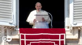 El papa dice que "gastar en armas ensucia el alma, el corazón y la humanidad"