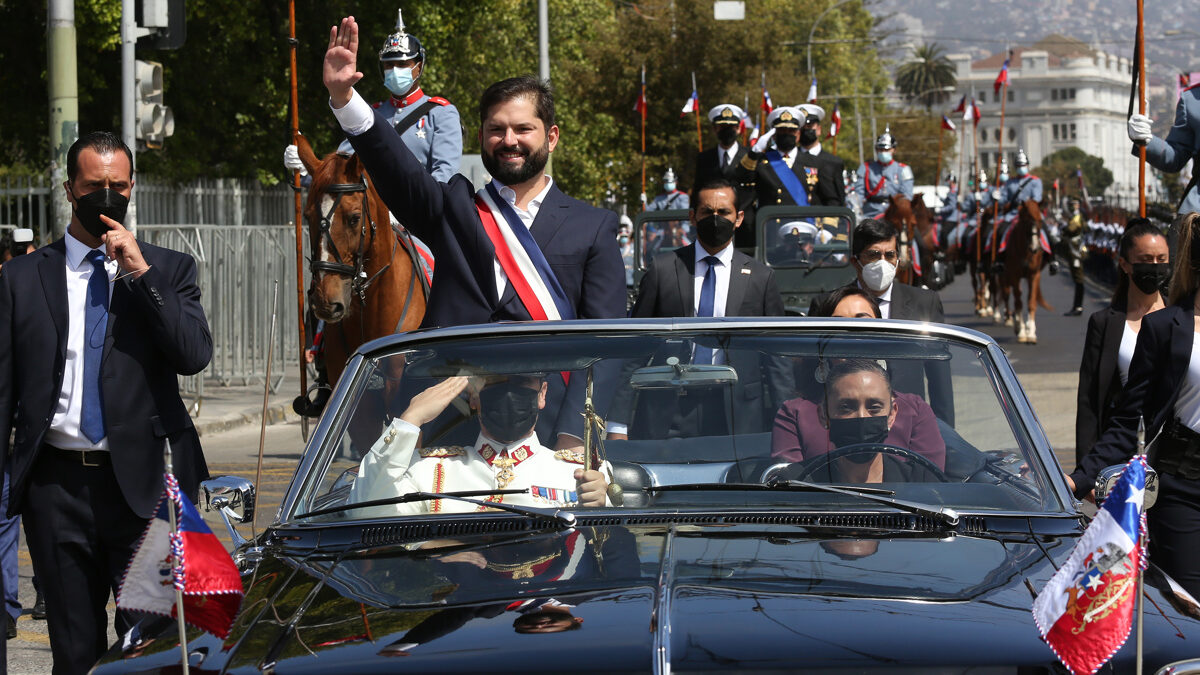 Gabriel Boric jura el cargo como presidente de Chile en presencia del Rey, Díaz y Montero
