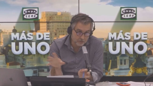 (VÍDEO) Alsina vuelve a dejar en evidencia a Sánchez: "Un hito histórico cuyo artífice se esconde de los periodistas"