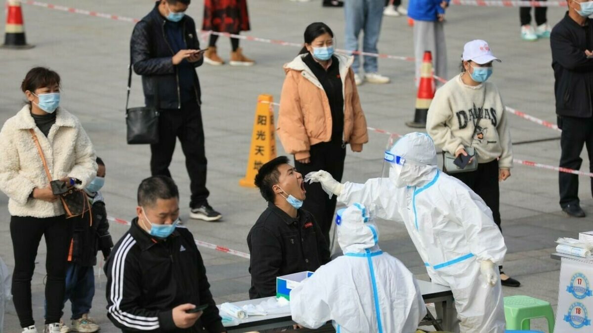 China confina una ciudad de 9 millones de habitantes por un rebrote de coronavirus