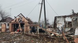 (VÍDEO) Los bombardeos rusos destruyen por completo el pueblo ucraniano de Yakovlivka