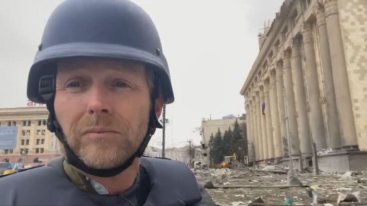 (VÍDEO) Así ha quedado la plaza más importante de Járkov después del bombardeo ruso: «Devastador»