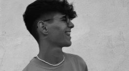Manu Erena, el poeta de 16 años que pulveriza las listas de ventas