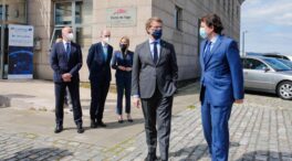 Mañueco prepara una investidura exprés para salvar a Feijóo de la foto con Vox