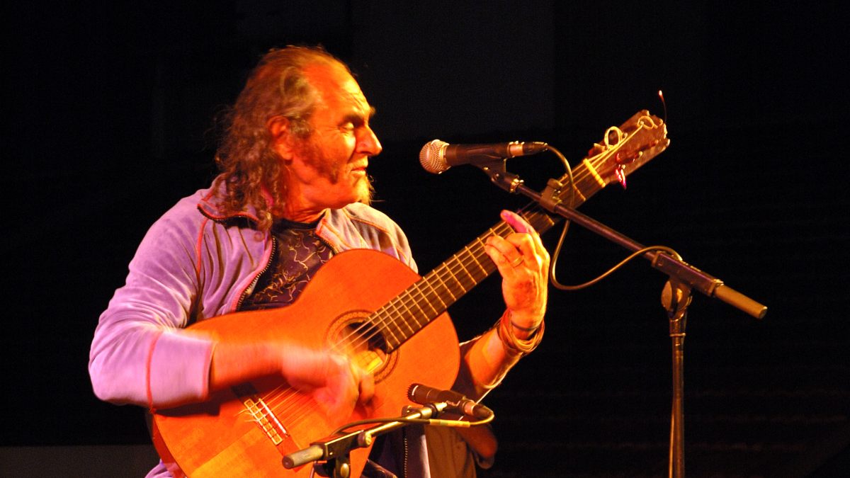 Muere a los 73 años el cantautor Pau Riba