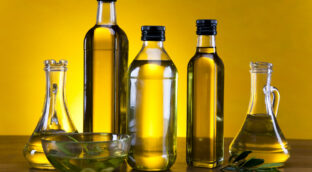 Alternativas sanas al aceite de girasol (y otros aceites que no debes utilizar para cocinar)