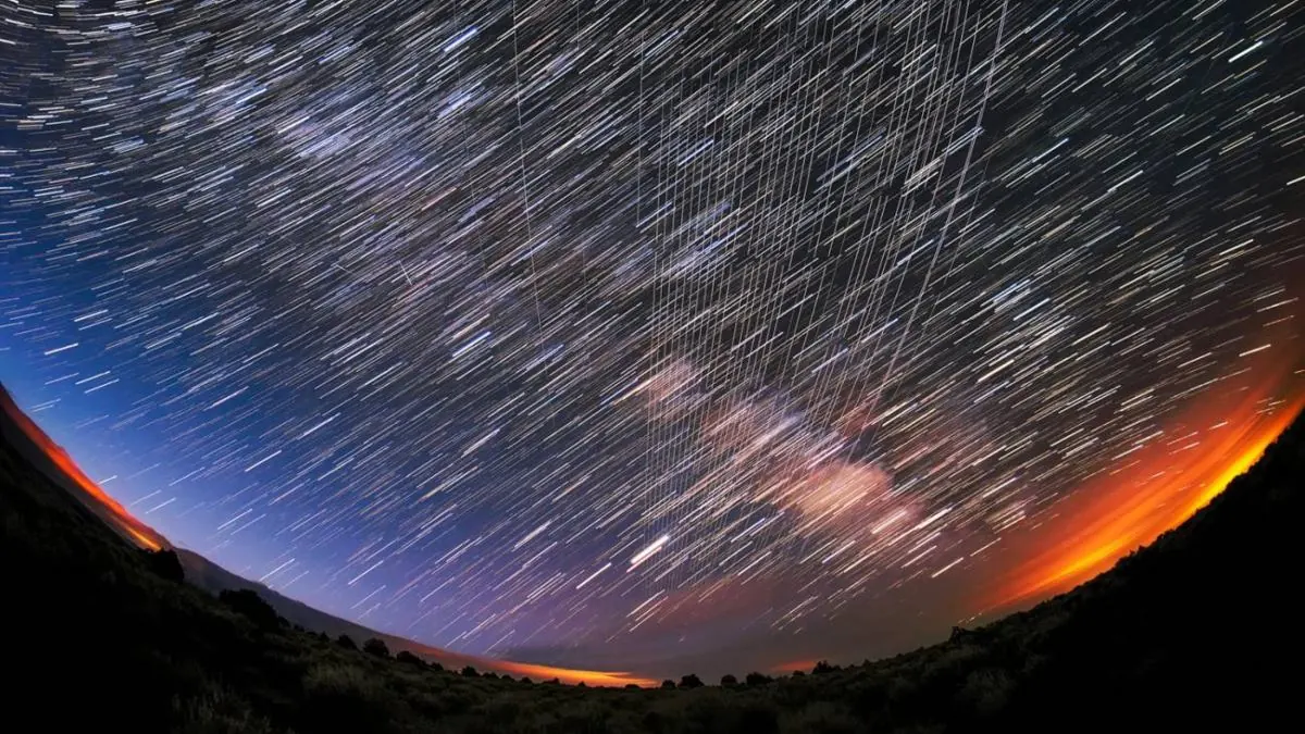 La astronomía y las constelaciones de satélites buscan un acuerdo para proteger los cielos