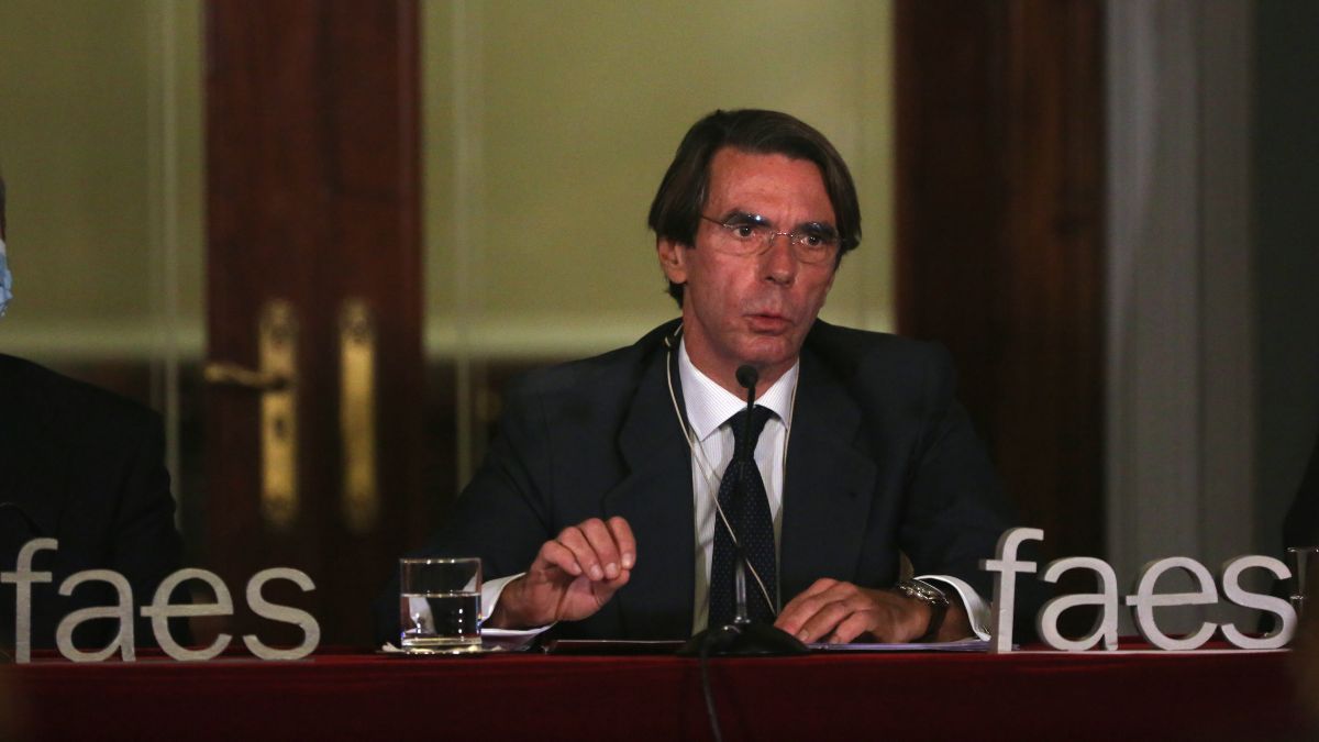 Aznar critica el «error histórico» del viraje sobre el Sáhara y predice que España «lo pagará caro»