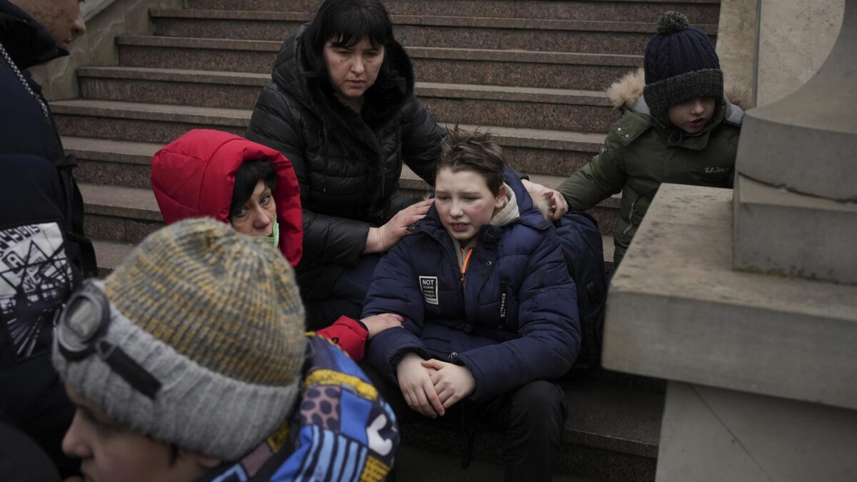 Un millón de niños han abandonado Ucrania, muchos de ellos sin sus familias