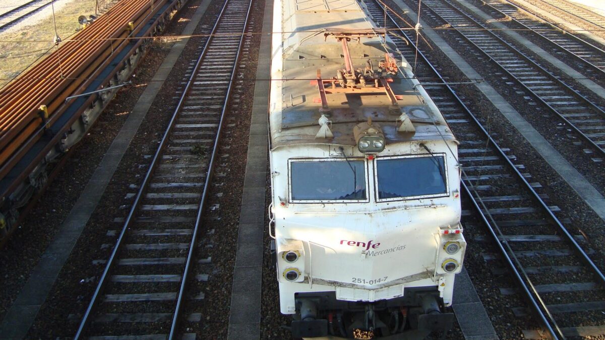 Bruselas autoriza plan español de 120 millones para “ecologizar” el transporte de mercancías en ferrocarril