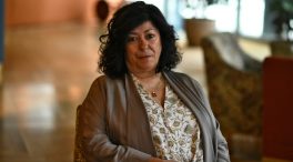 El Gobierno añade el nombre de Almudena Grandes a la estación de Puerta de Atocha