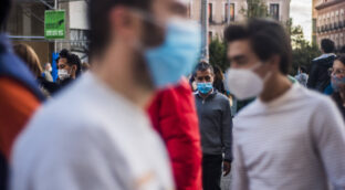 Ansiedad, tristeza y cansancio son los efectos acumulativos de la pandemia tras dos años