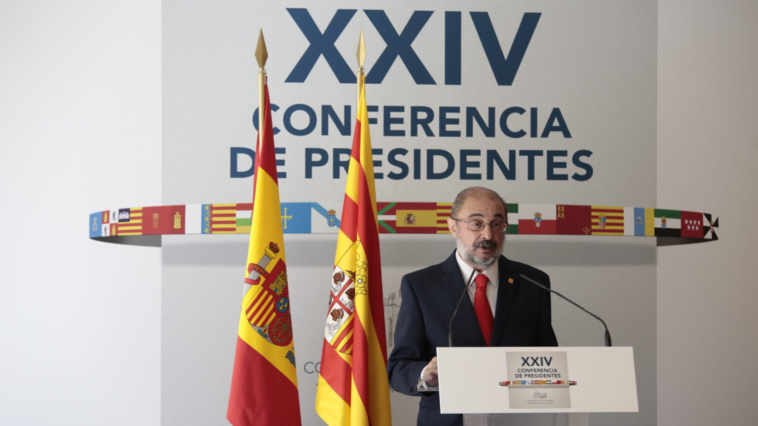 Lambán estalla contra los independentistas y los tacha de «supremacistas y excluyentes»