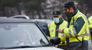 La Ley de Tráfico entra en vigor: estas son las nuevas normas y multas de la DGT