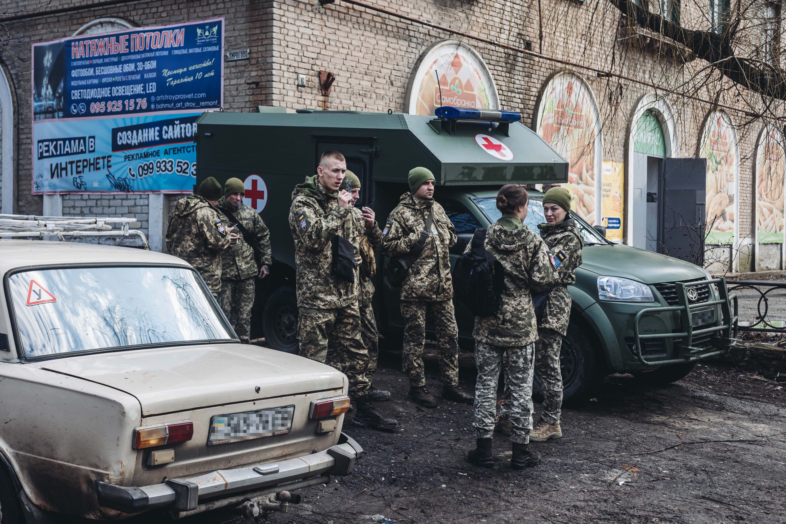 Zelenski prepara la evacuación obligatoria de más de 200.000 residentes de Donetsk