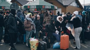 Correos lleva ayuda para refugiados que se distribuirá a cuatro países
