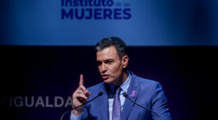 Sánchez defiende el feminismo para tener «mejores» democracias