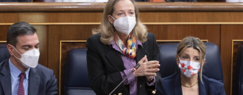 El Gobierno prevé sustituir la moratoria y los avales ICO por créditos blandos a empresas