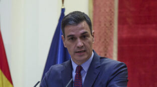 Pedro Sánchez acelera el debate de la nación para torpedear la llegada del nuevo líder del PP