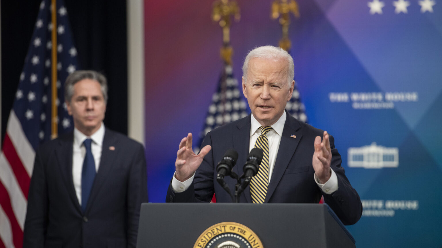 Biden eleva el tono contra Putin y le acusa de ser un «criminal de guerra»
