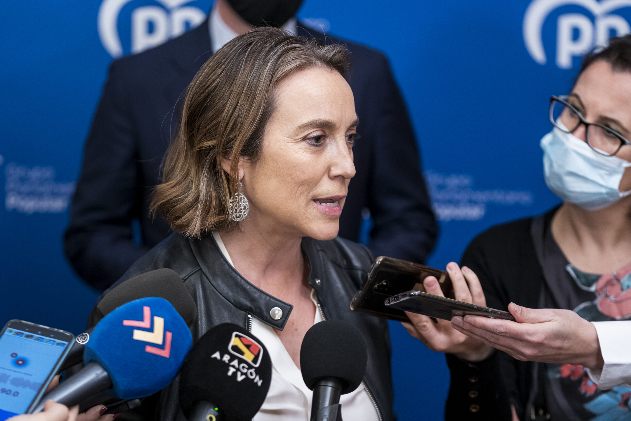 El PP se abre al diálogo con el Gobierno, pero exige bajadas de impuestos
