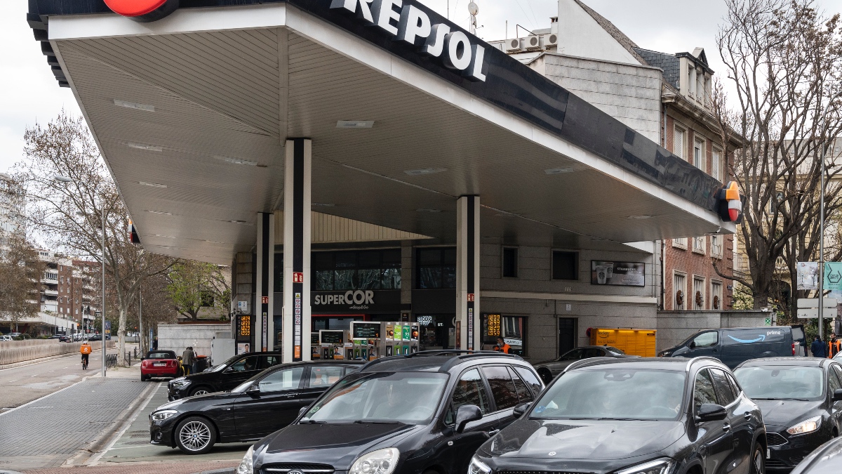 Las gasolineras podrán pedir un adelanto a Hacienda para los descuentos en el carburante