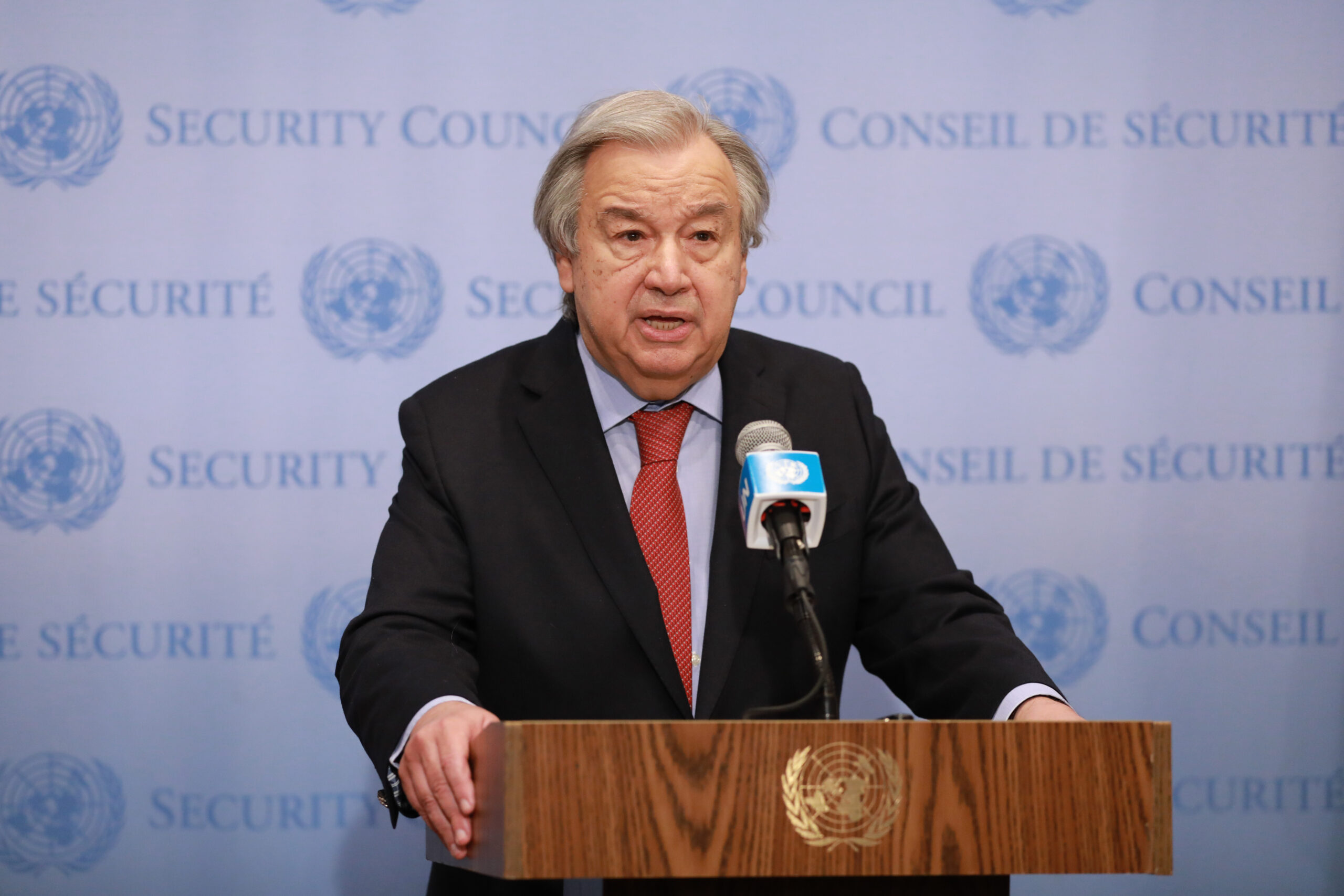 La ONU nombra a un mediador para lograr un «alto el fuego humanitario» en Ucrania