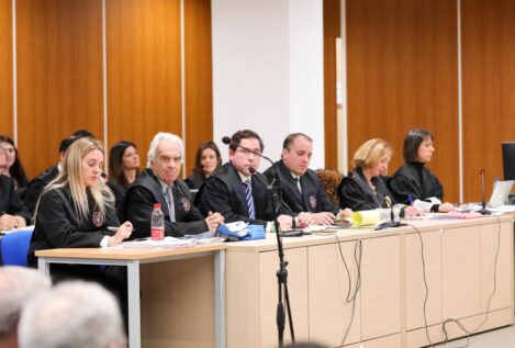 Absuelven a los controladores que provocaron el primer estado de alarma en España