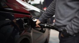 El precio del diésel marca un récord histórico y supera por primera vez a la gasolina