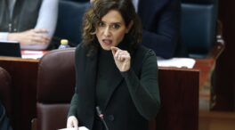 (VÍDEO) Ayuso paga a Mónica García con su misma moneda