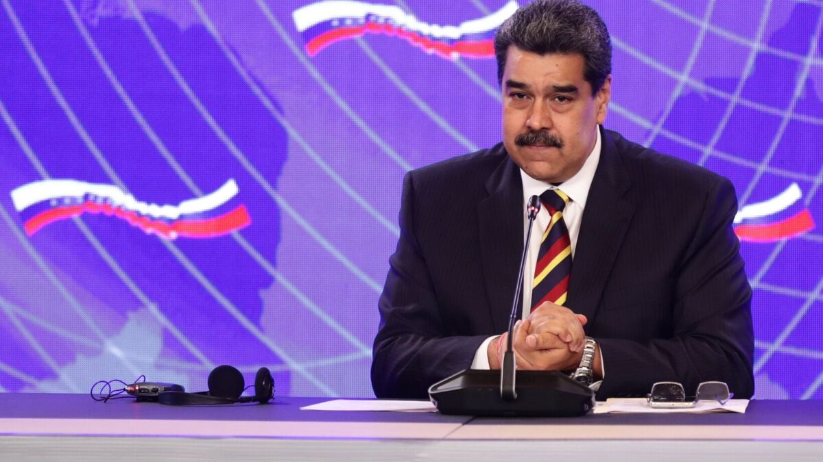 (VÍDEO) Maduro critica a los medios españoles por su cobertura sobre Rusia: «Arrodillados»