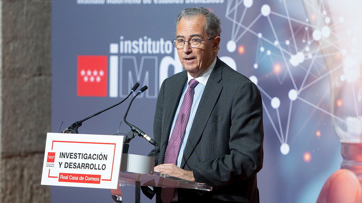 Madrid incluirá la asignatura de Filosofía en 4º de la ESO tras no incluirse en el currículo estatal