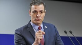 Sánchez anuncia una bajada de 20 céntimos por litro en el precio de los carburantes, entre otras medidas