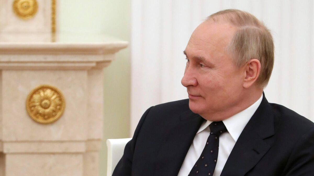 Putin ni se inmuta ante la «agresión» de las sanciones y asegura que la economía rusa tiene ingresos y solidez para mantenerse