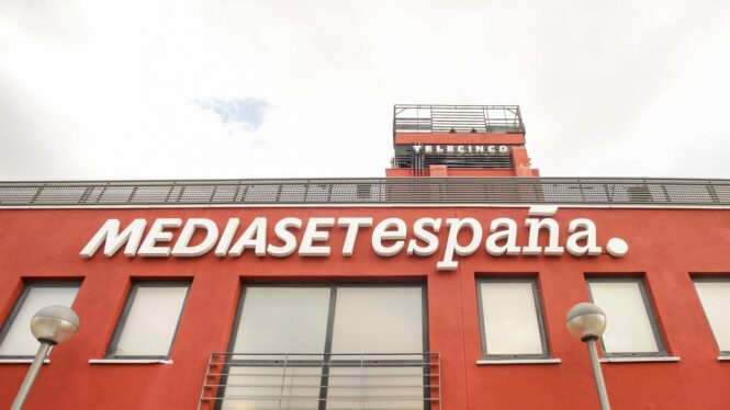 La opa de Berlusconi permitirá a Mediaset funcionar en España como Netflix