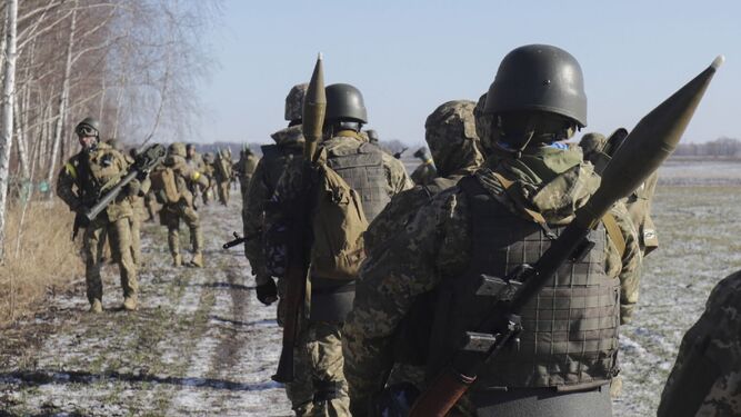 Rusia advierte de que Occidente pone en riesgo su seguridad al armar a Ucrania