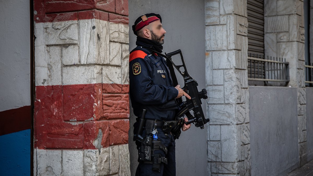 Los Mossos desarticulan una banda que traficaba con drogas en Barcelona