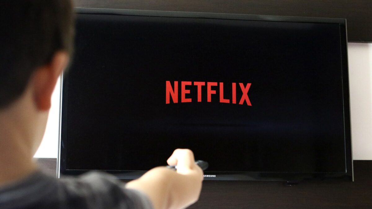 Netflix cobrará un importe adicional a quienes compartan su cuenta