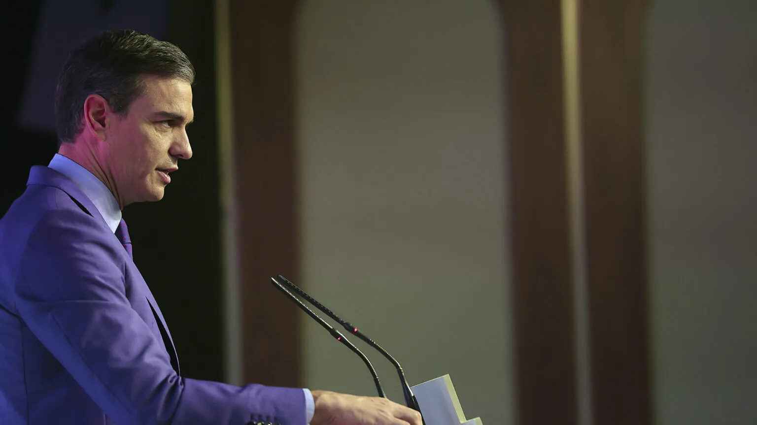 Agua con sifón y populismo