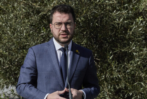 La Generalitat ordena por carta a los colegios incumplir la sentencia del 25% de castellano