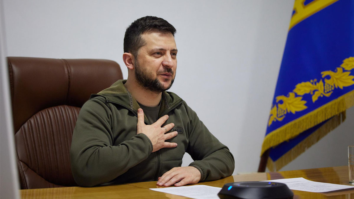 Zelenski afirma que Ucrania está dispuesta a aceptar un estatus neutral y no nuclear