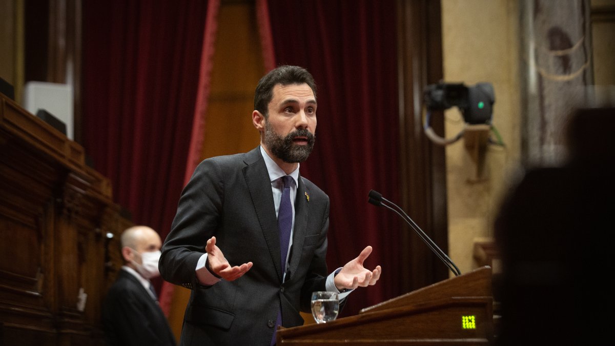 La Justicia catalana envía a juicio a Torrent por las resoluciones soberanistas del Parlament