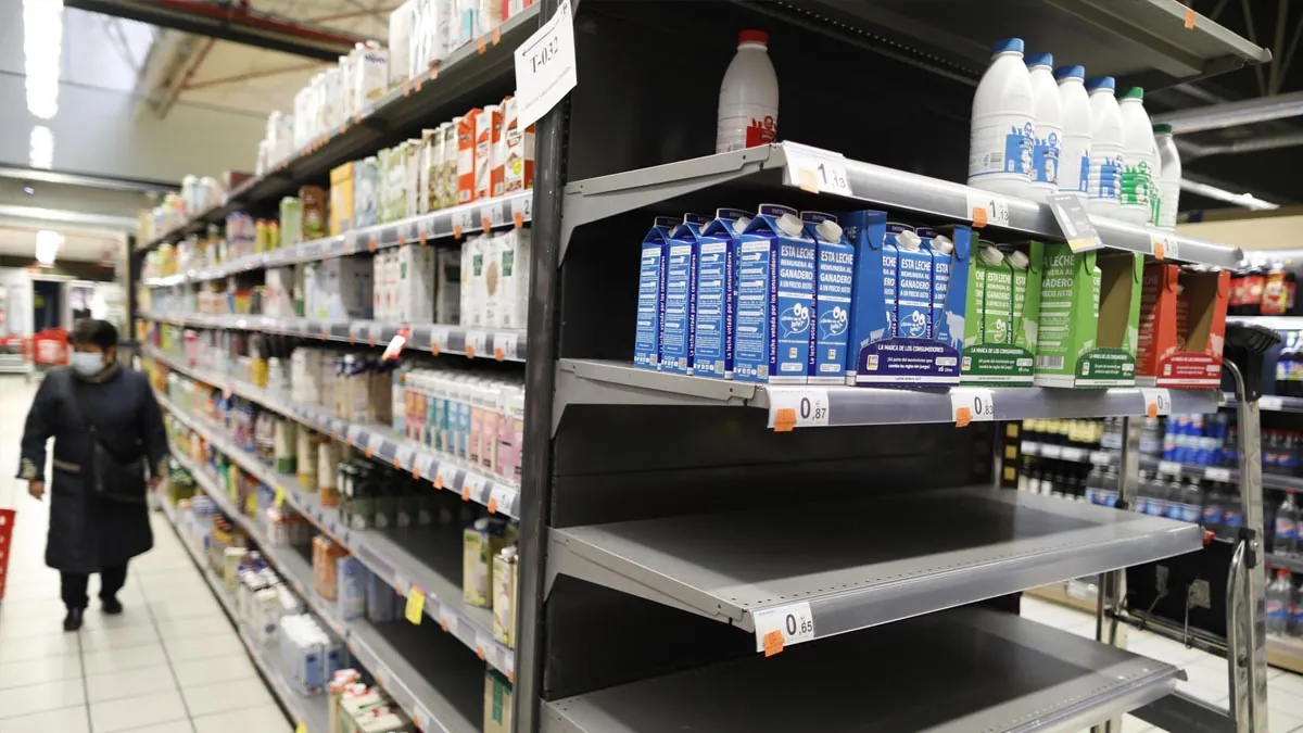 El Gobierno permitirá a los supermercados limitar las compras para evitar el desabastecimiento