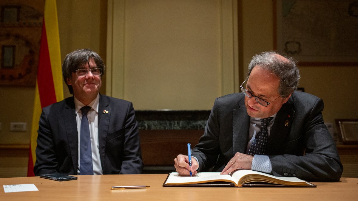 Torra reprocha a Puigdemont el 1-O: «Con las cartas que tuvo podríamos haber ido más lejos»