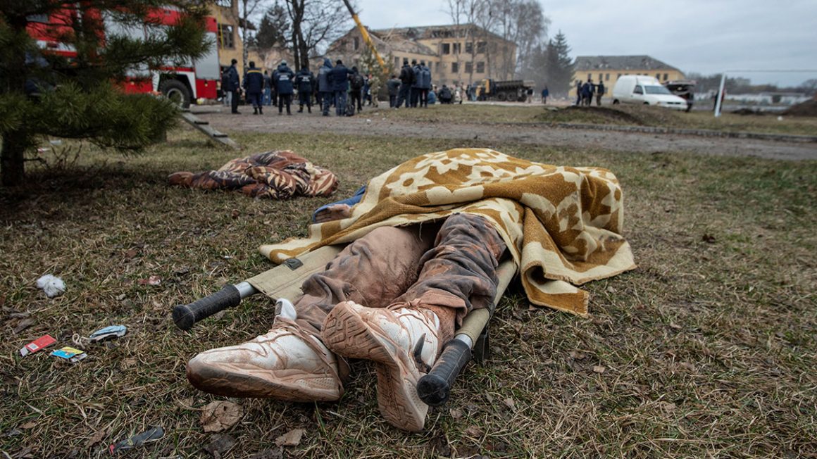 Rusia admite que 498 de sus soldados han muerto durante la invasión de Ucrania