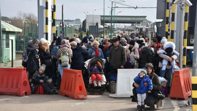 El mayor éxodo en Europa desde el final de la Segunda Guerra Mundial: los refugiados ucranianos superan ya los 4 millones