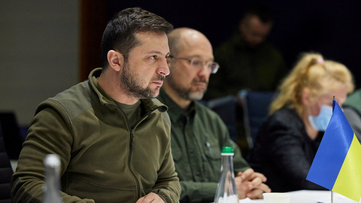 Zelenski afirma que las negociaciones con Rusia son ahora más «realistas»