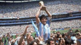 Sale a subasta la mítica camiseta de la 'Mano de Dios' de Maradona