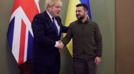 Boris Johnson viaja por sorpresa a Kiev para apoyar a Zelenski
