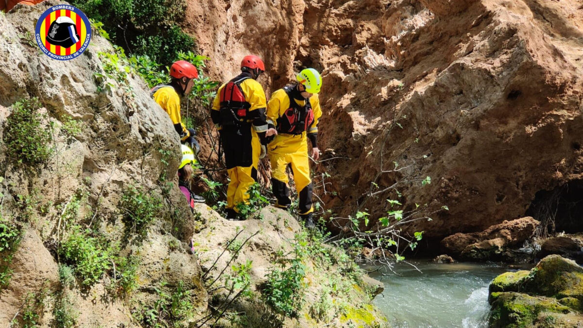 Mueren una madre y su hijo tras caer al agua en el paraje de Los Chorradores (Valencia)